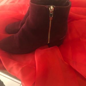 COPY - Cute booties the color is more burgundy